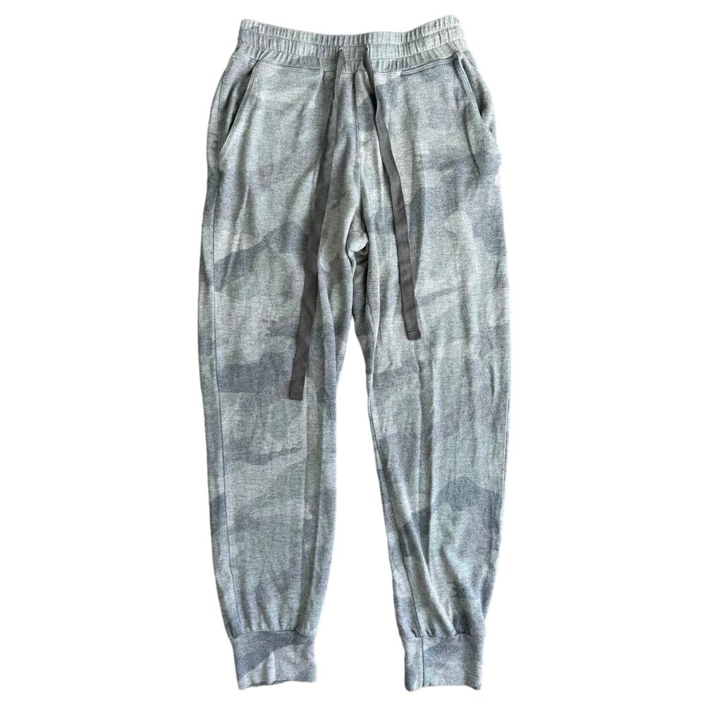 Sundry Camo Ankle Soft Comfy Cozy Lightweight Sweatpants/Joggers, Size 1 (SMALL)